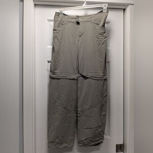 Columbia hiking pants/shorts size 10 short